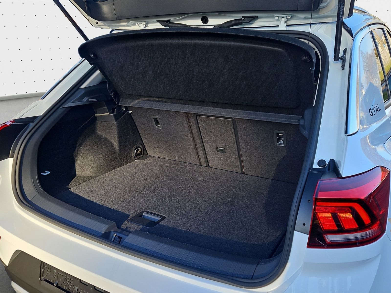 Volkswagen T-Roc - Bild 13