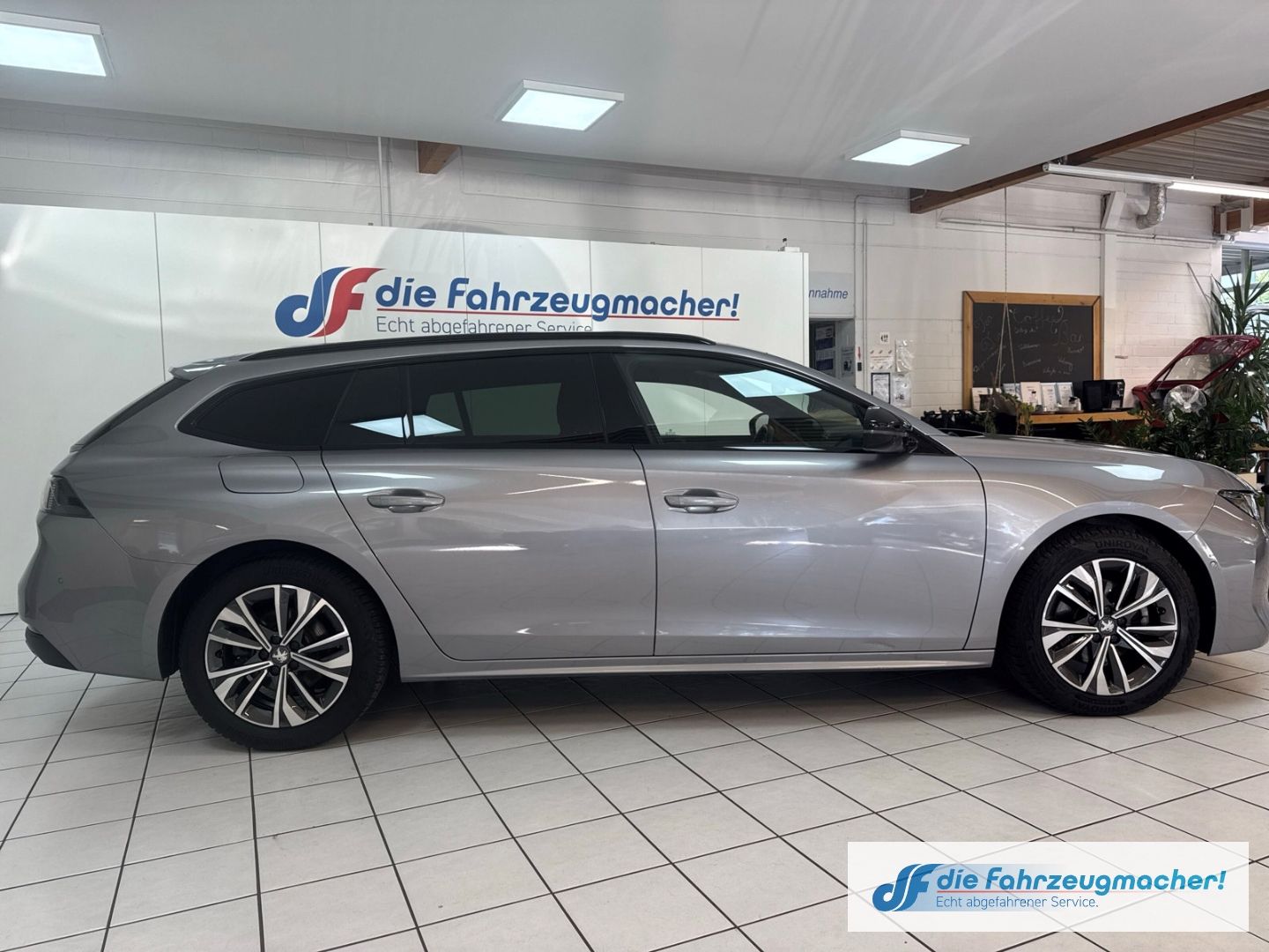 Fahrzeugabbildung Peugeot 508 SW Allure Pack 1.5 BlueHDi 130 EU6d Navi ACC