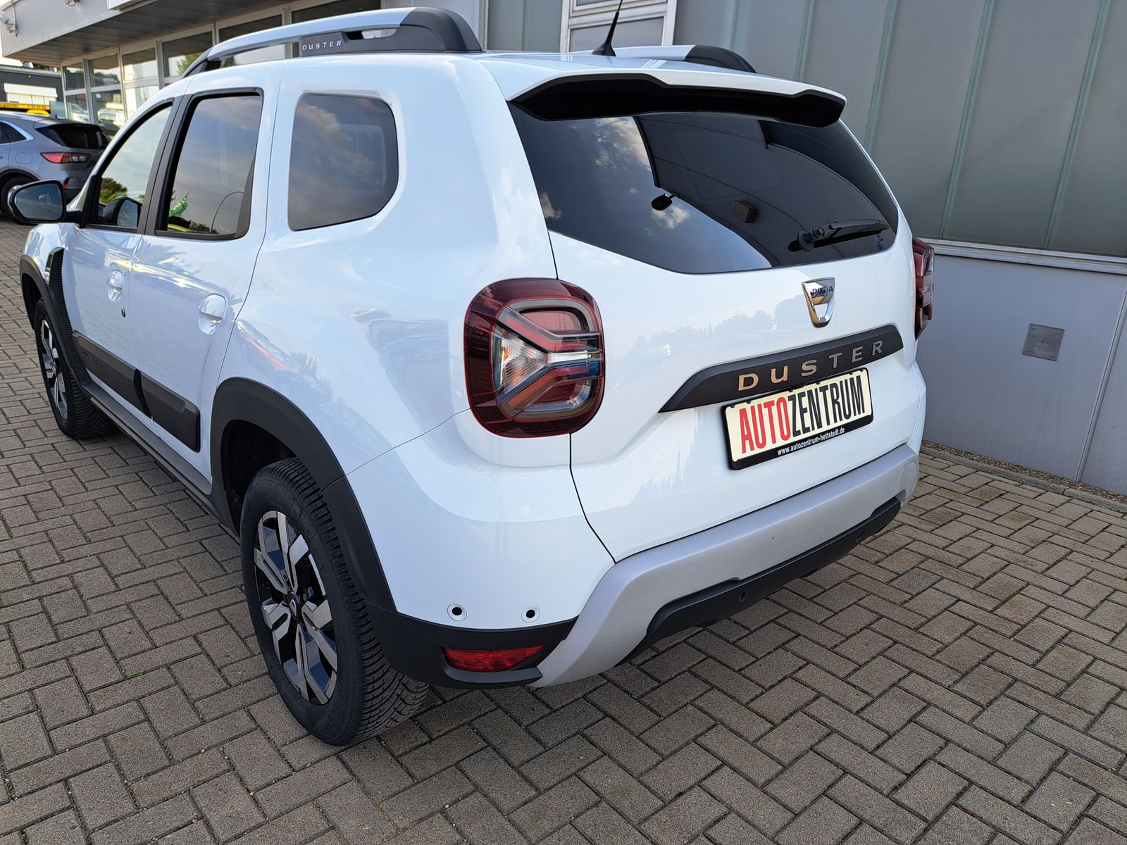 Fahrzeugabbildung Dacia Duster Prestige 150PS AUTOMATIK NAVI SITZHEIZUNG