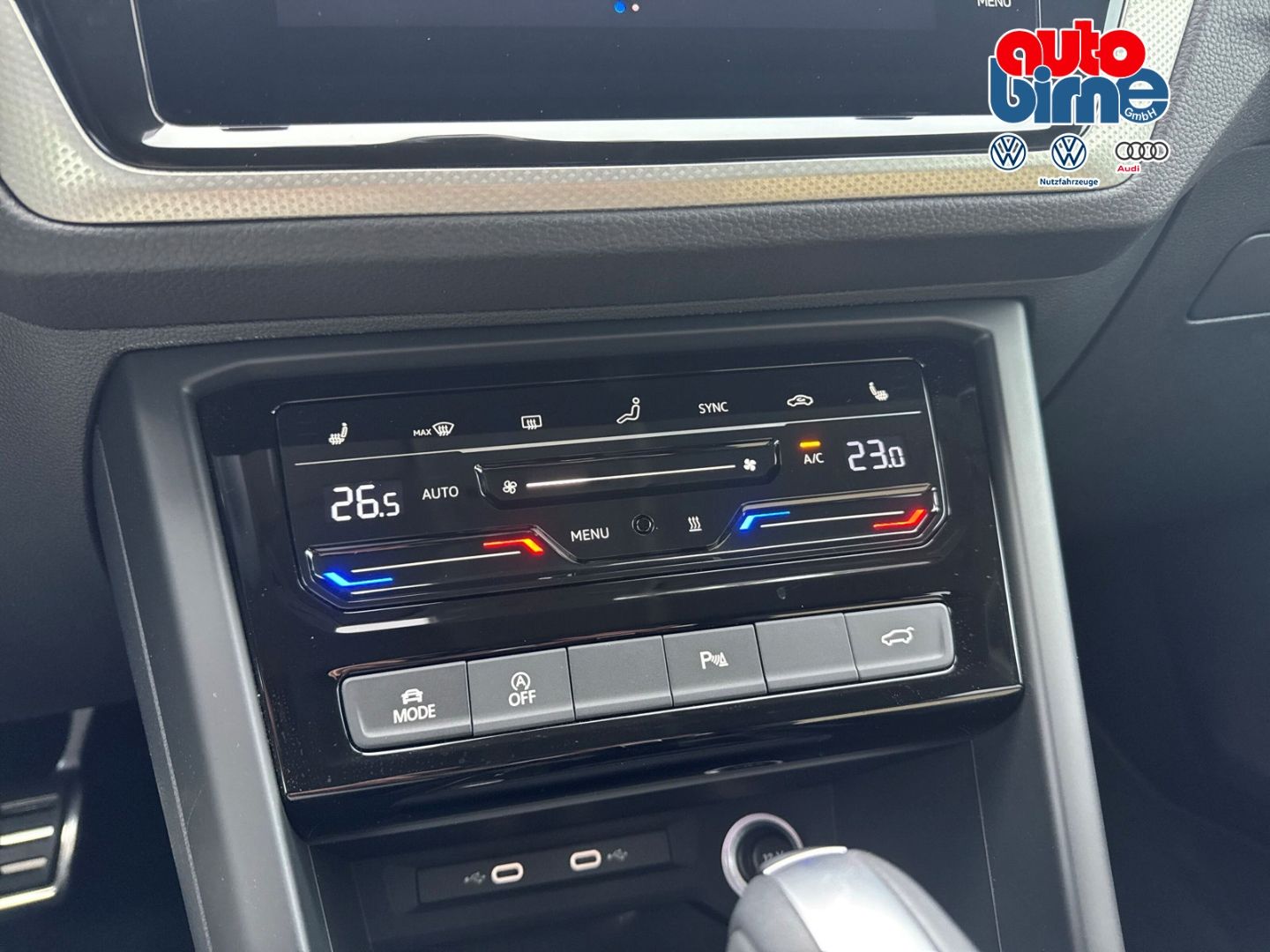 Touran 1.5 TSI DSG Move Navi 7-Sitze Standh. ACC