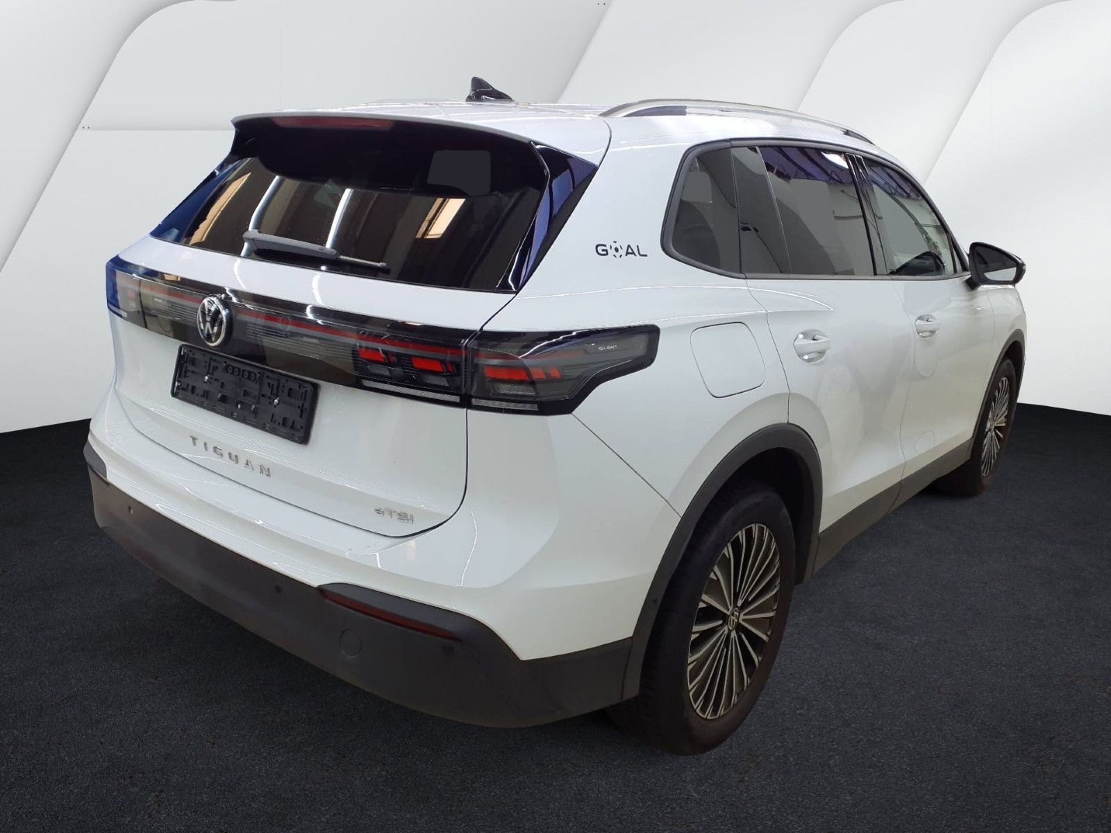 Volkswagen Tiguan 1.5 eTSI DSG GOAL IQ.LIGHT KAMERA APP ACC foto 5