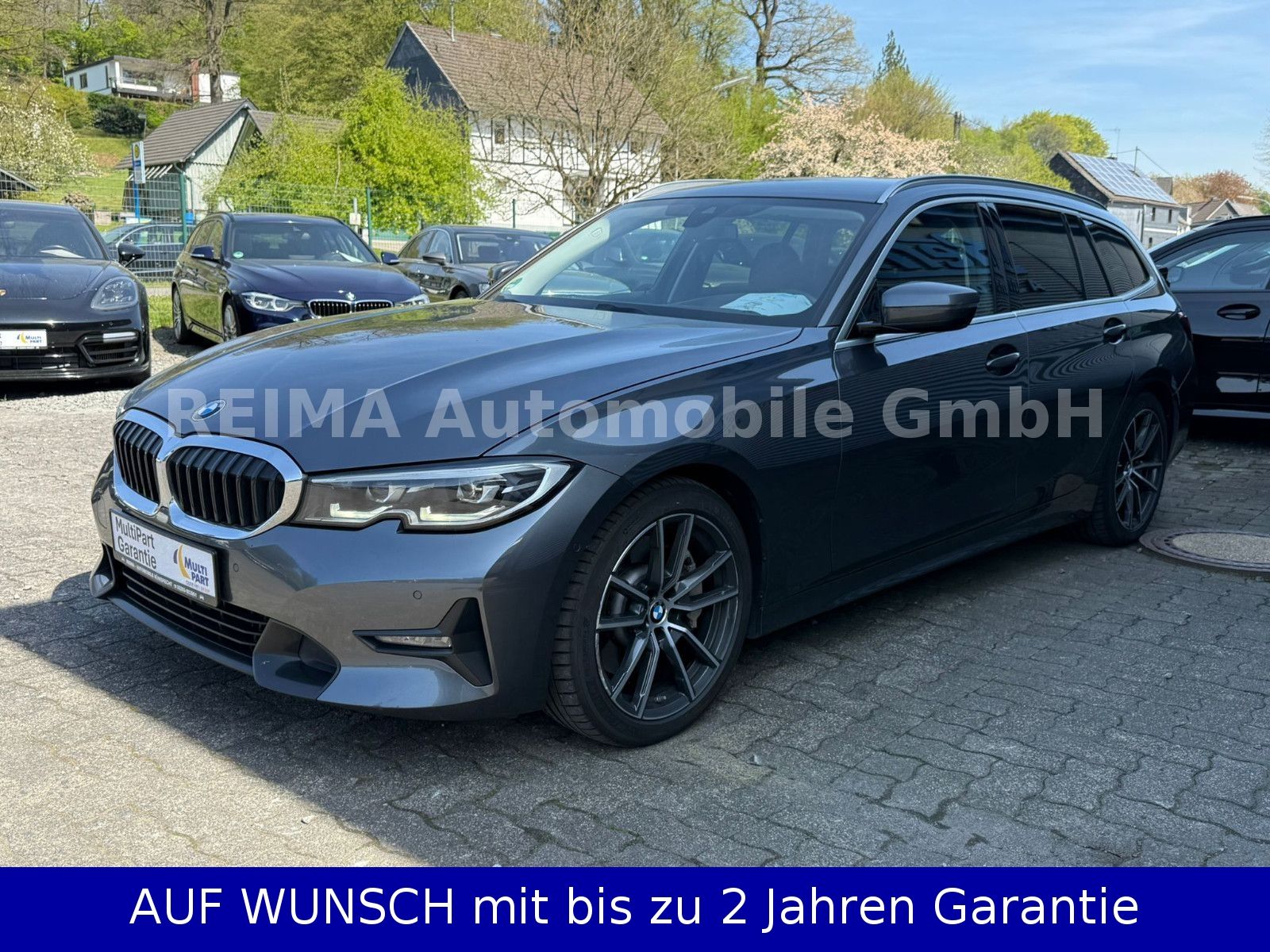 Fahrzeugabbildung BMW 330d  Touring xDrive Sport Line, LED