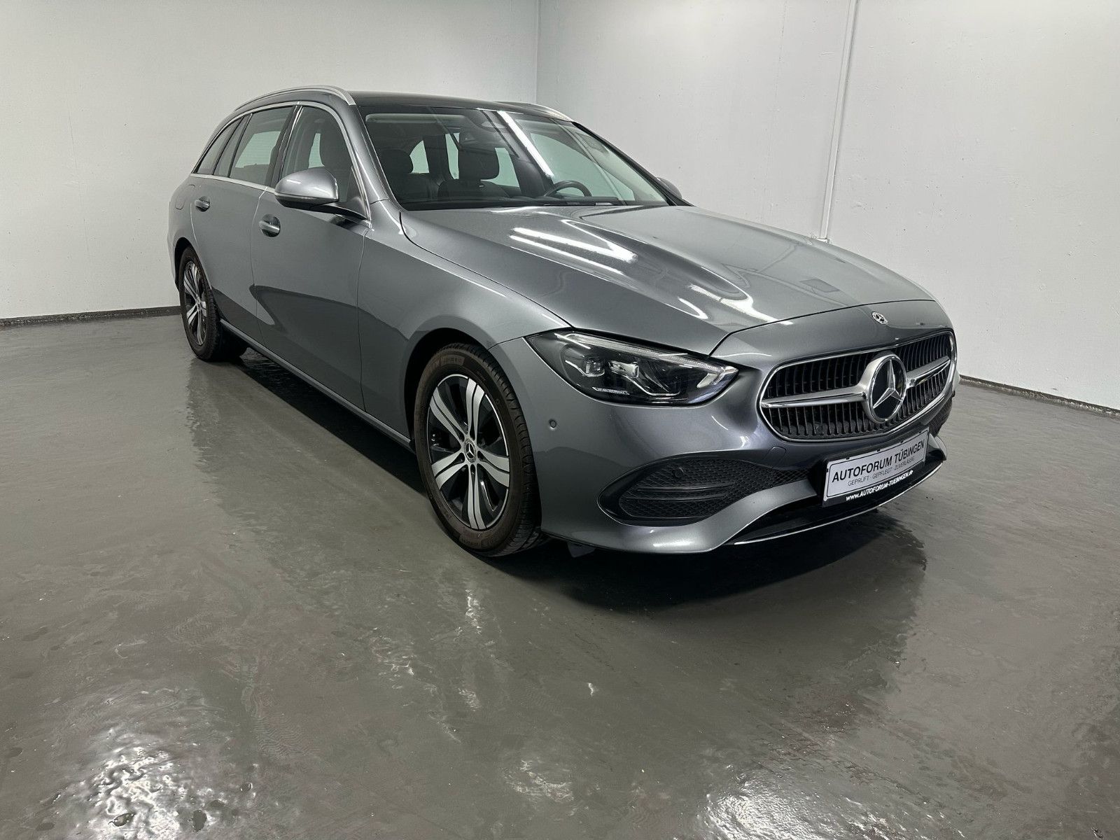Fahrzeugabbildung Mercedes-Benz C 220 d T Autom. AVANTGARDE*PANO*KAMERA*LED*SPUR