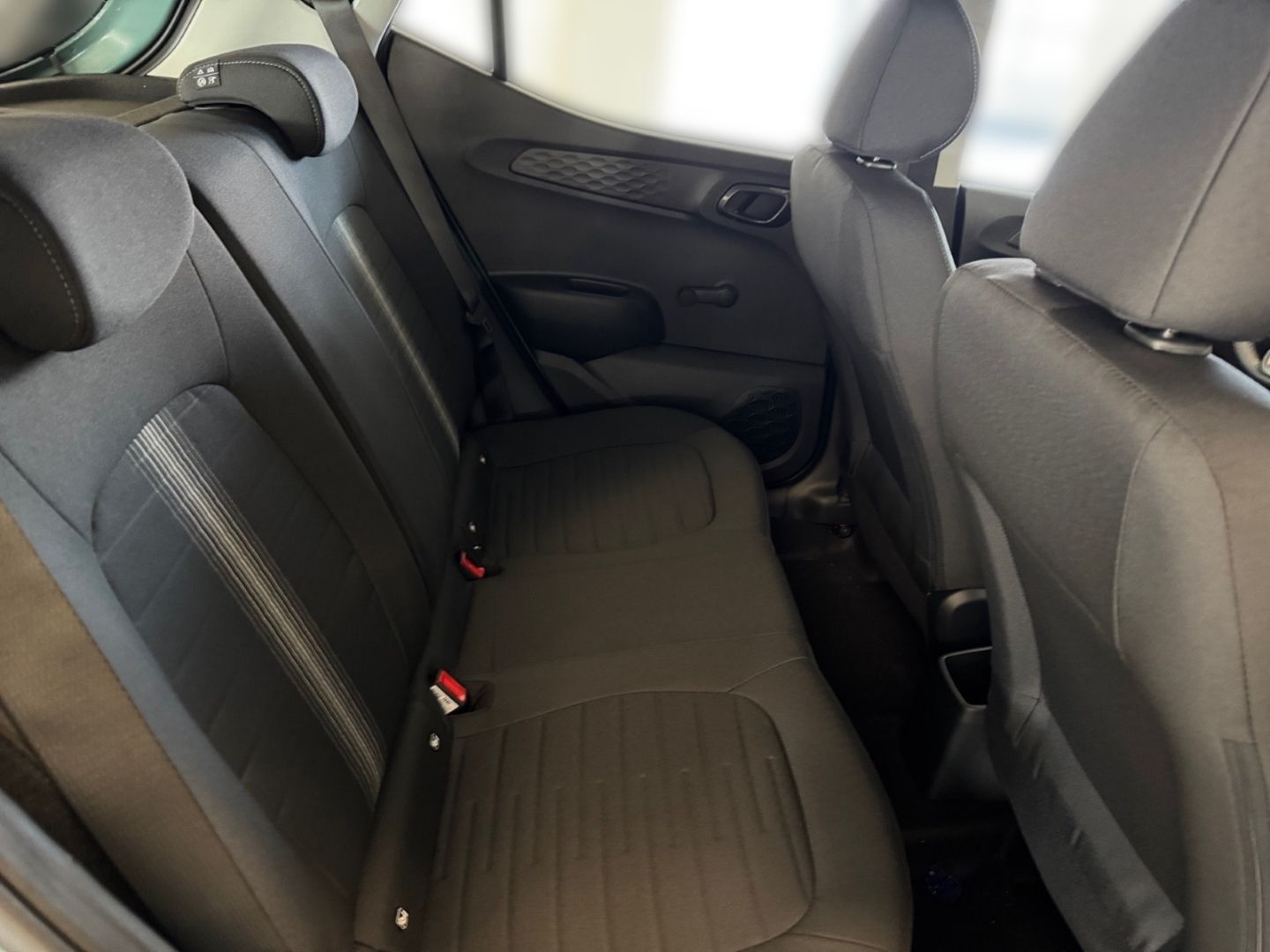 Fahrzeugabbildung Hyundai i10 FL (MY25) 1.0 Select Navi Kamera Einparkhilf