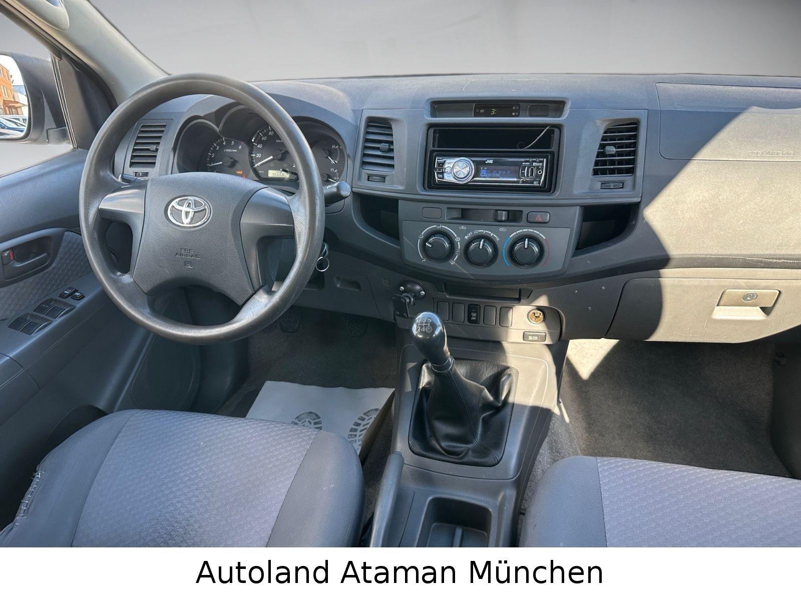 Toyota Hilux Double Cabine 2.5D 144ch - 2 ème main - Carnet entretien - Attelage - Bluetooth