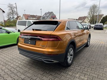 Audi Q8 - 5