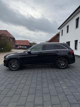 Mercedes-Benz GLC 220 d 4MATIC Autom. - - Mercedes-Benz GLC 220 von privat