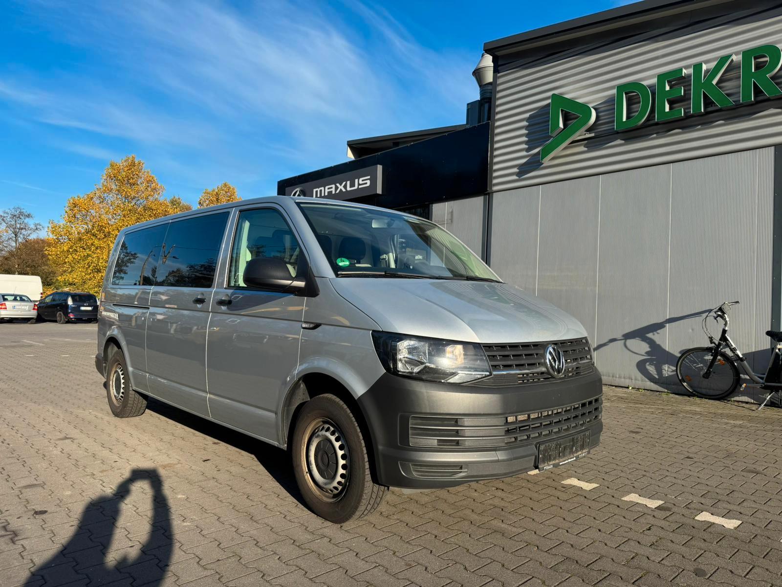 Volkswagen T6 Transporter Kasten-Kombi Kombi lang 8Sitzer