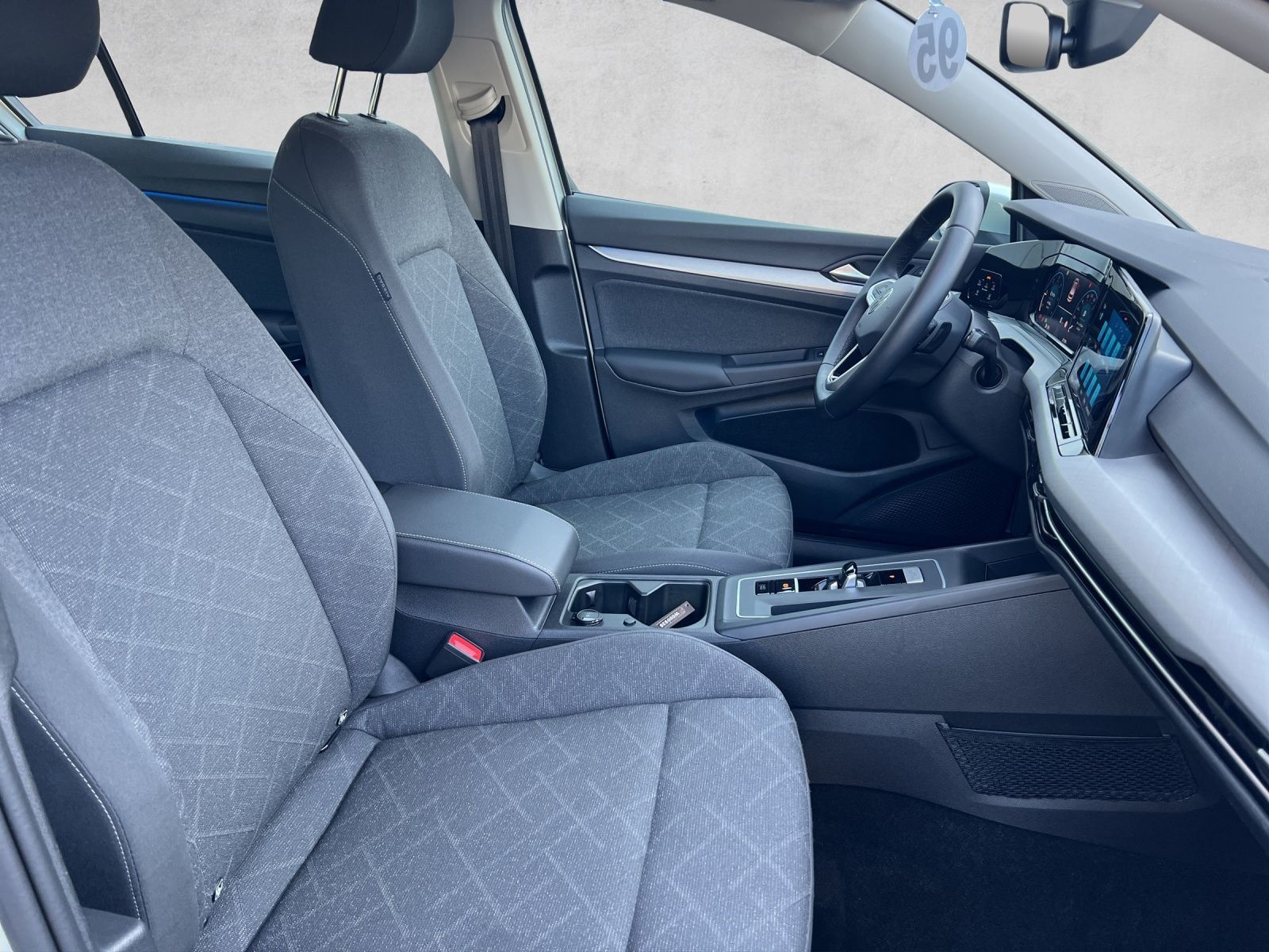 Golf VIII Life 2.0 TDI DSG Navi*ACC*LED