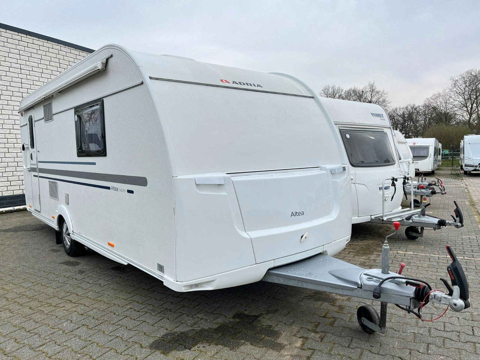 Adria ALTEA 542 PH -Mittelsitz/Queensbett/Klima/Mover