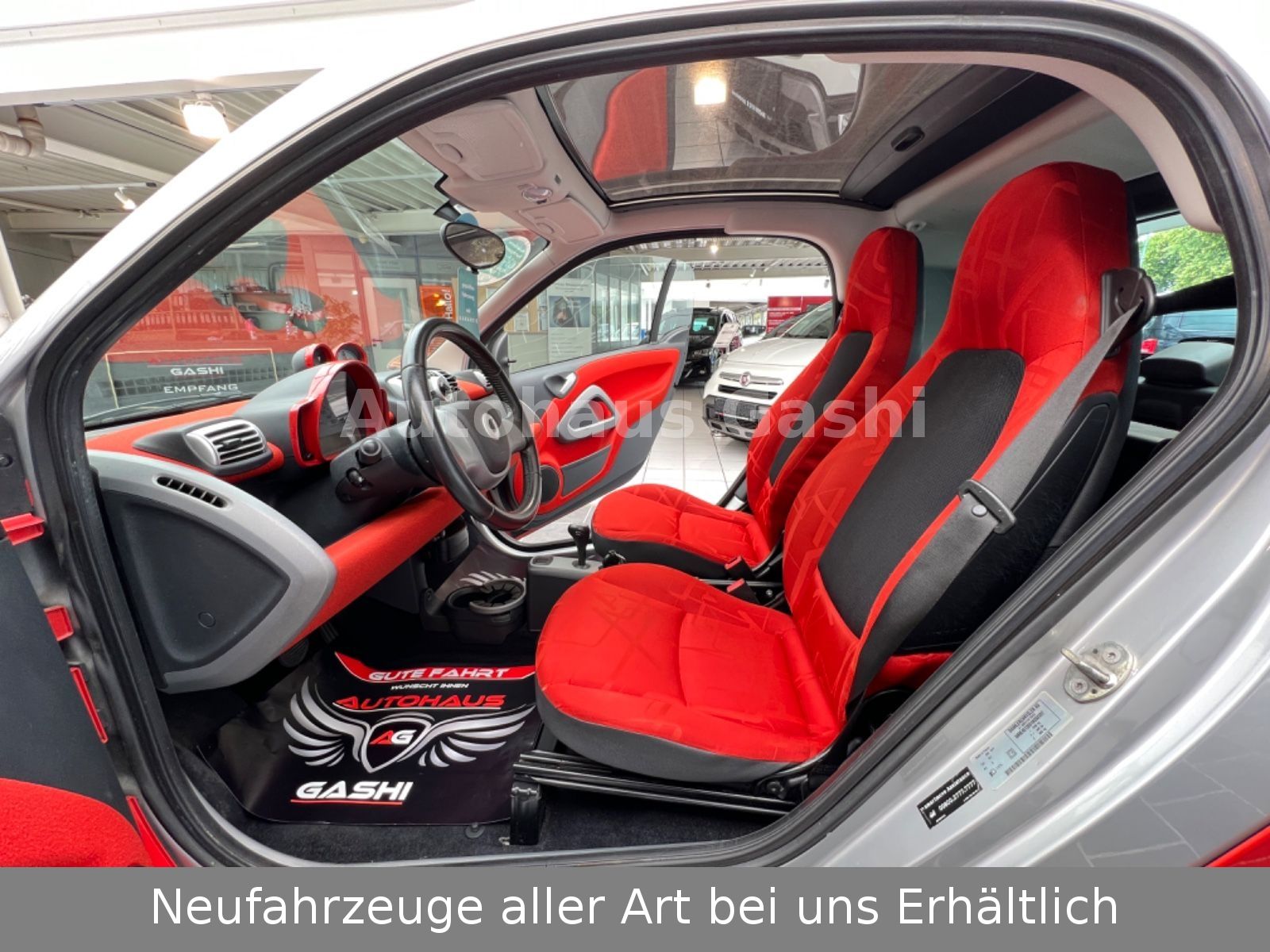 Fahrzeugabbildung Smart ForTwo CDI*1-Hand*Automatik*Panorama*Klima*SHZ