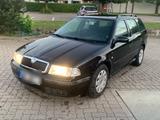 Skoda Octavia Style 2,0 TÜV.11/26 AHK - Skoda Octavia aus 2002: Kombi