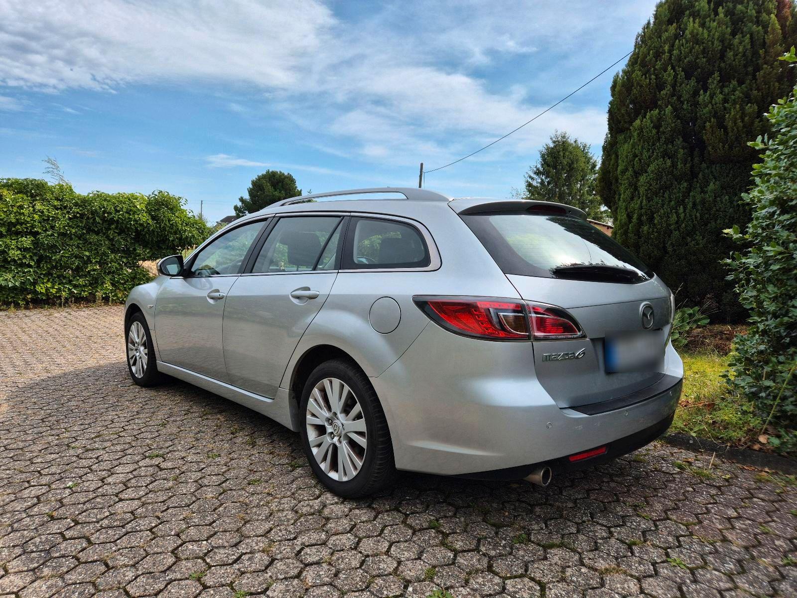 Mazda 2 2009 — rear view