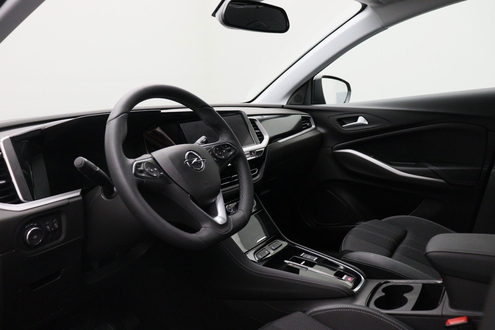 Fahrzeugabbildung Opel Grandland 1.2 GS-Line NAVI LED KAMERA