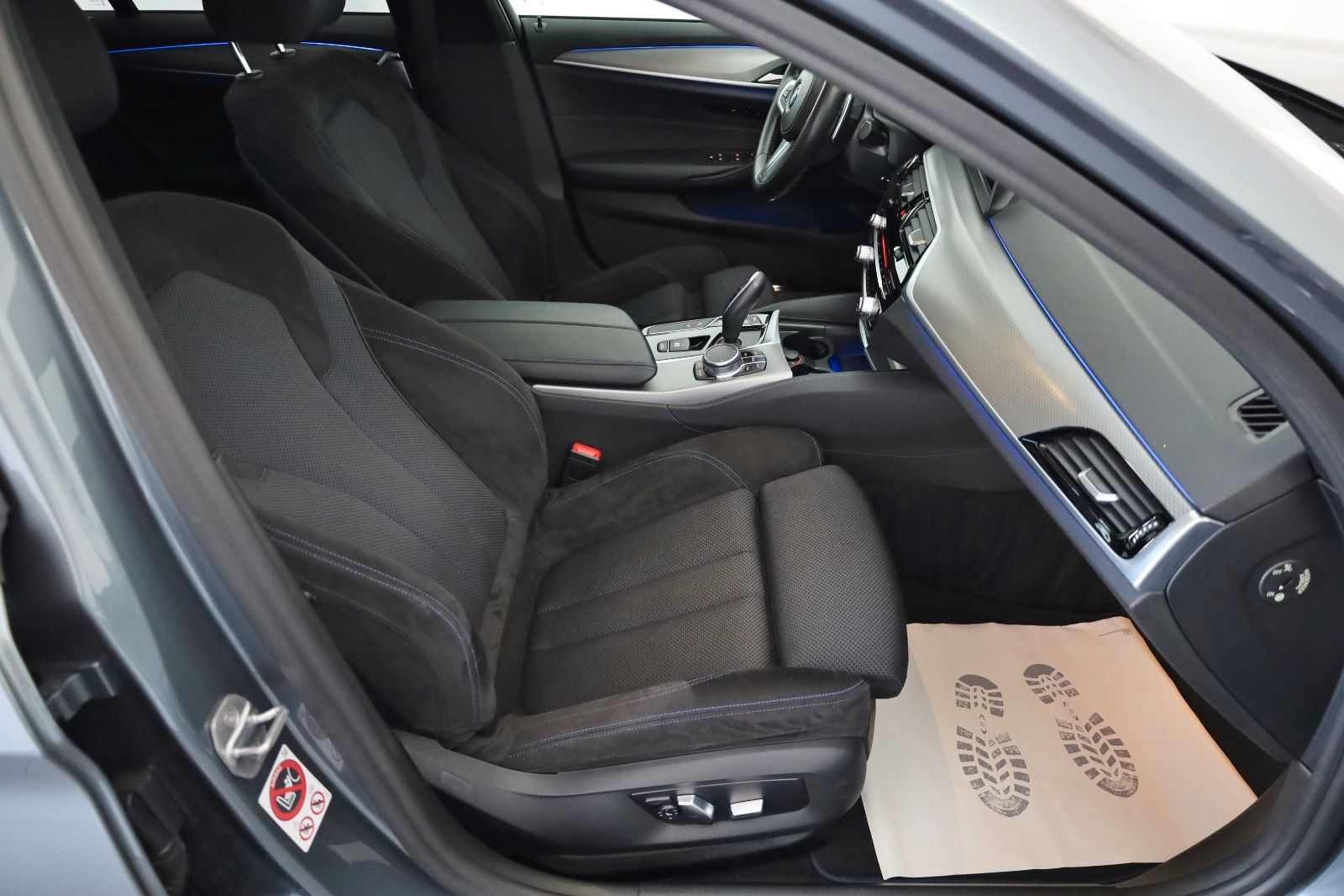 Fahrzeugabbildung BMW 530d xDrive Touring M Sport PanDach,HUD,el.AHK