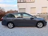Volkswagen Golf 1.5 eTSI OPF 96kW DSG Life Variant Life - Volkswagen Golf: Kombi, 9.1