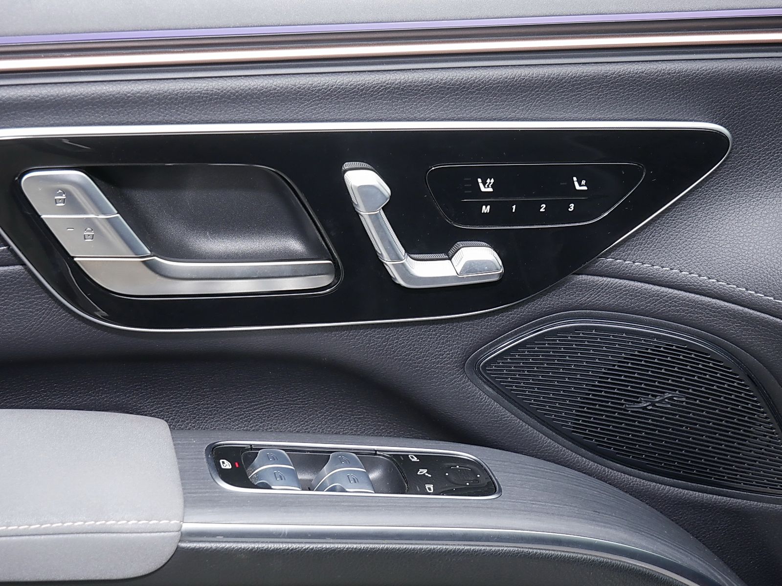 Mercedes-Benz EQS 580 4MATIC SUV MBUX Ambiente Fahrassist LED foto 9