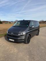 Volkswagen T6.1 Multivan - gebrauchte VW T6 Multivan aus dem Jahr 2023