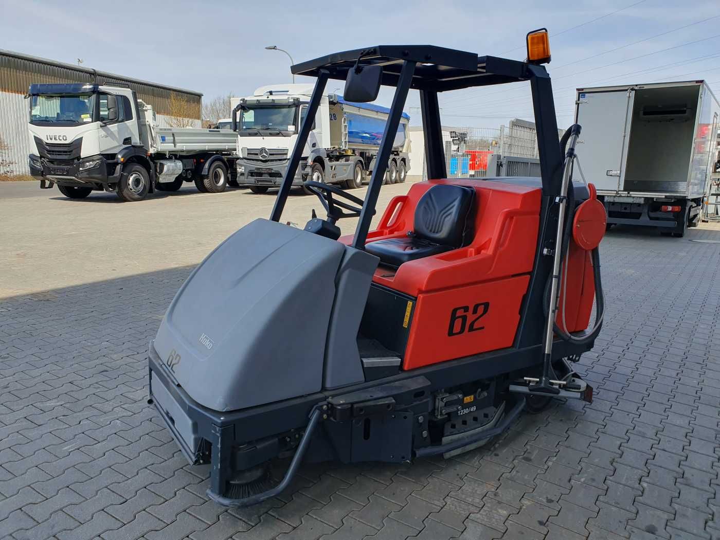 Fahrzeugabbildung Hako Scrubmaster B310 R CL / nur 418h! / 2016