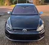 Volkswagen Golf 2.0 TSI DSG 4MOTION, Leder, Pano, Keyless - VW Golf Gebrauchtwagen in Düsseldorf