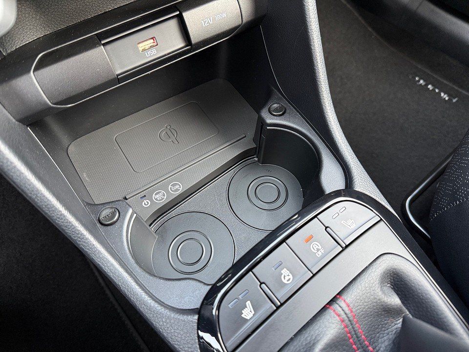 Fahrzeugabbildung Kia PICANTO 1.2 GT LINE 1HD GARANTIE LEDER+NAV+KAMER