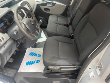 Renault Trafic - 11