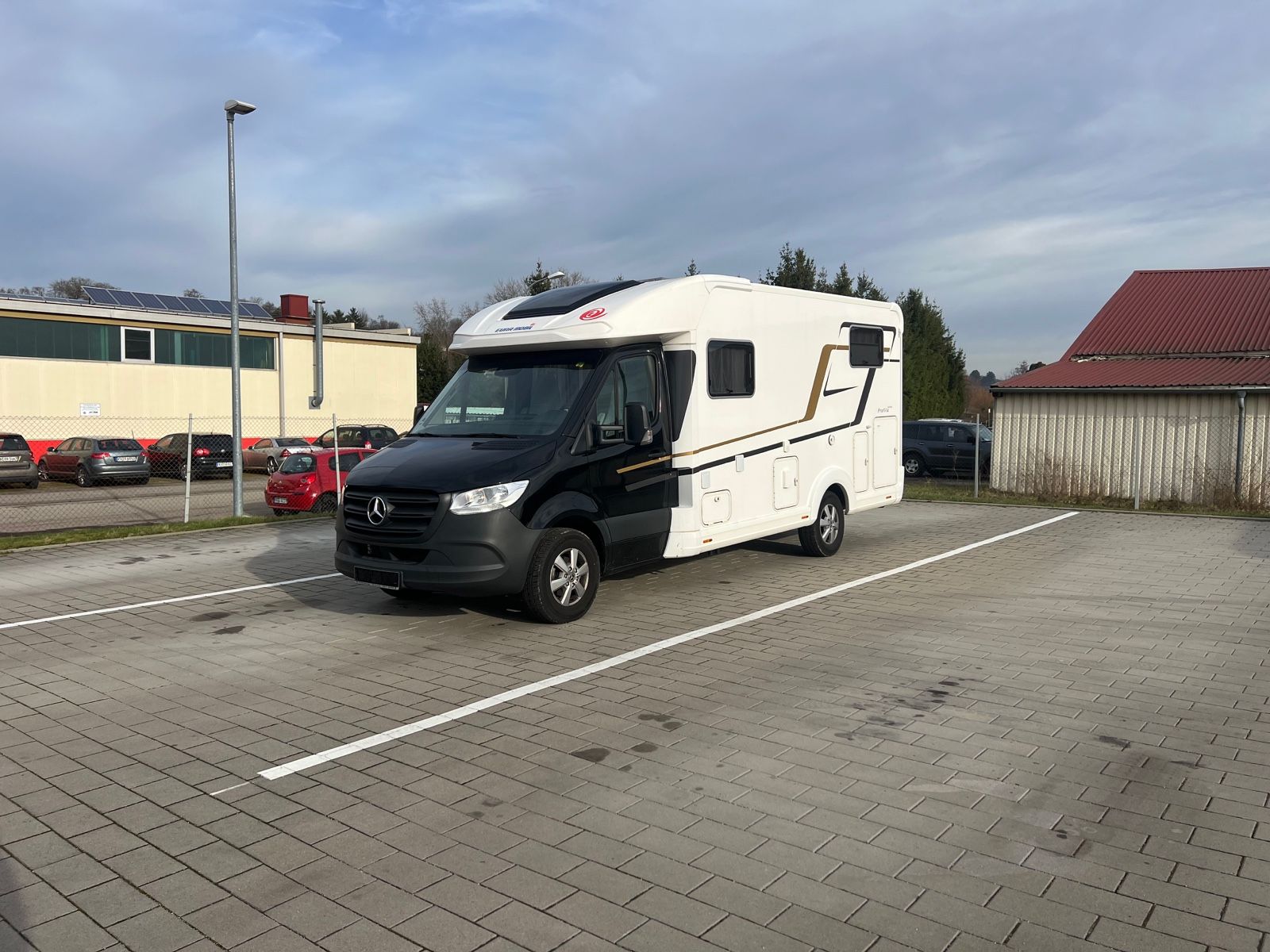 Fahrzeugabbildung Eura Mobil Profila T 676 EB *kein Vermieter / kein Hund*
