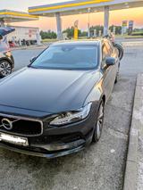 Volvo  VOLVO V90 D4 Momentum  - Volvo V90 von privat