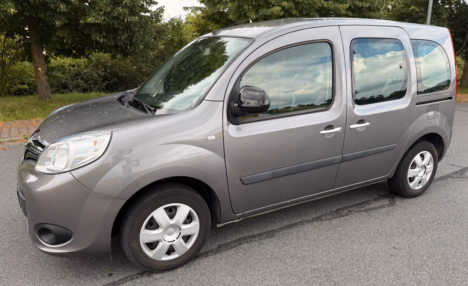 Renault Kangoo Happy Family
