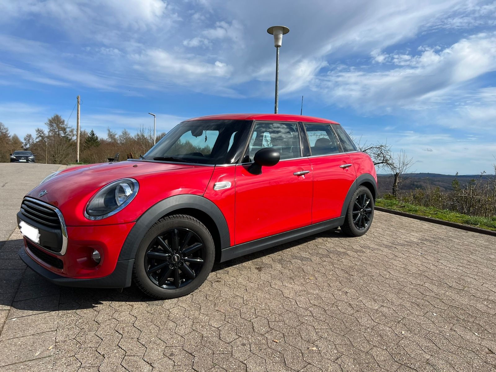 MINI One Blackyard Inspektion und TÜV NEU