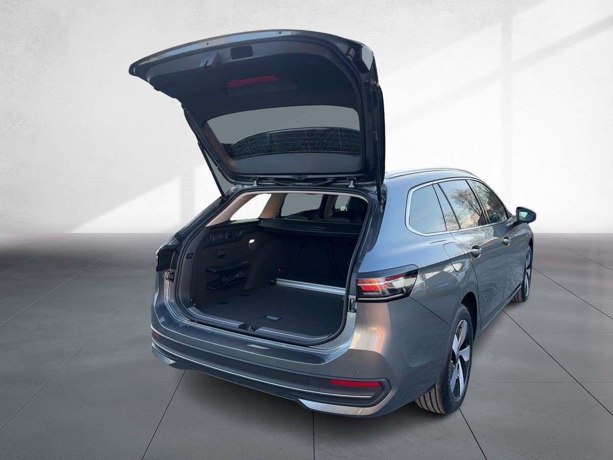 Volkswagen Passat Variant - Bild 10
