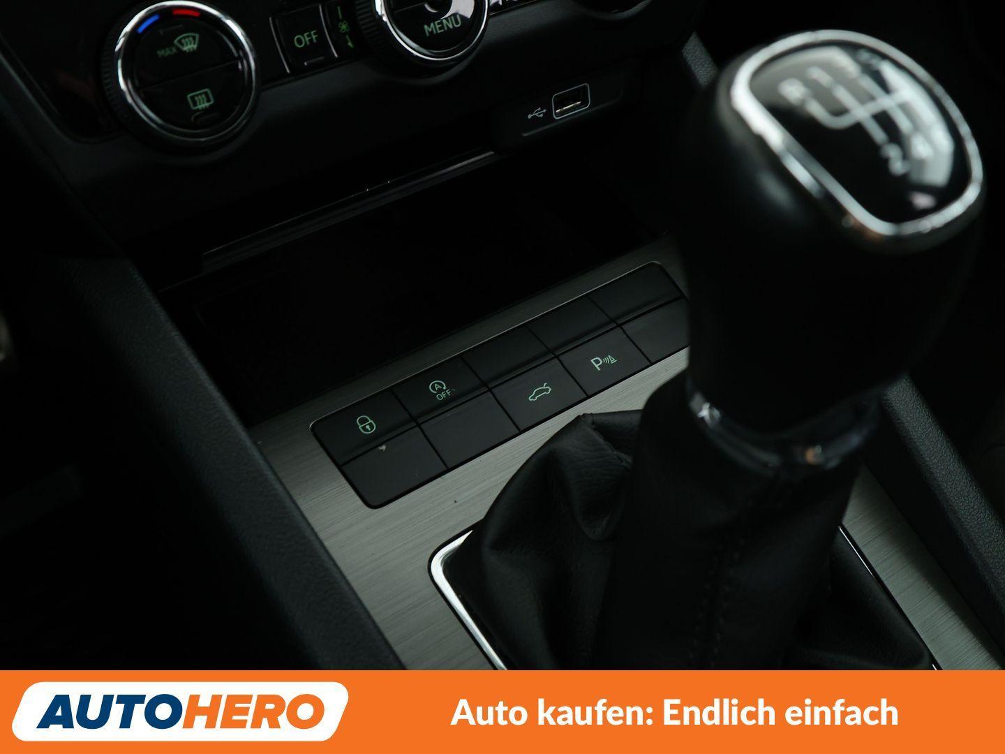Skoda Octavia 1.5 TSI ACT Soleil*NAVI*LED*TEMPO*