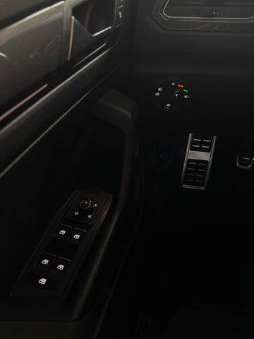 T-Roc IQ.DRIVE*ACC*Navi*Kamera*AHK*Klimatronic*