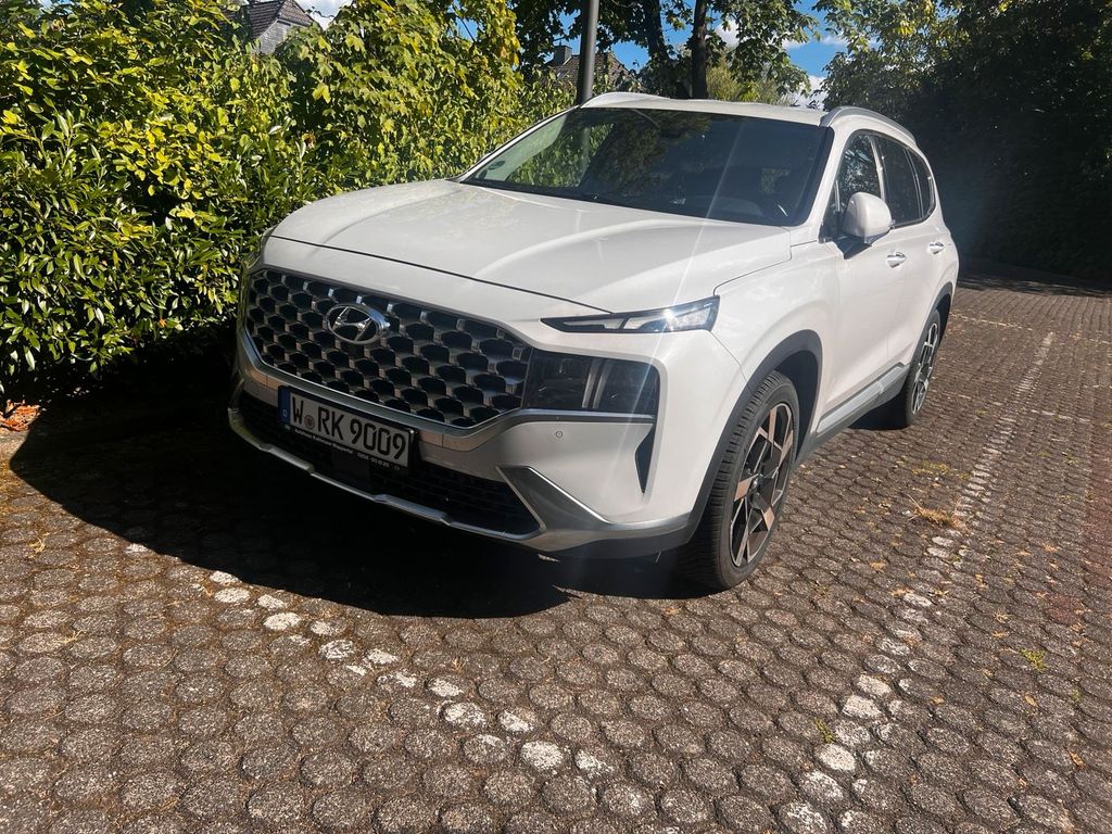 Image of Hyundai Grand Santa Fe
