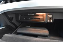 AUDI A4 2.0 TDI Avant~Navi~Bluetooth~Bi-Xenon~AHK AUDI A4 2.0 TDI Avant~Navi~Bluetooth~Bi-Xenon~AHK