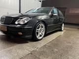 Mercedes-Benz W203 C32 AMG - Mercedes-Benz: Kombi, W203