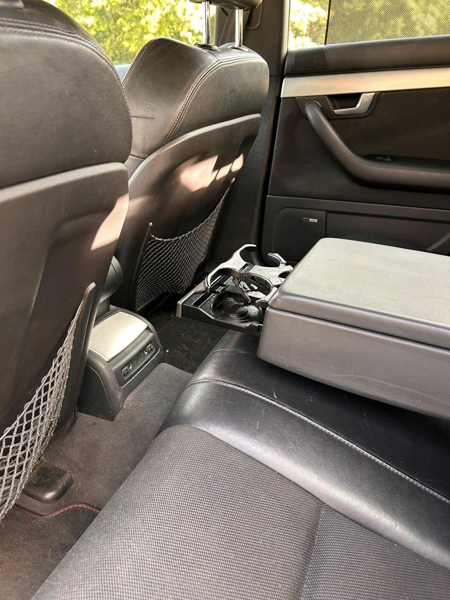 Audi A4 2006 — photo 10