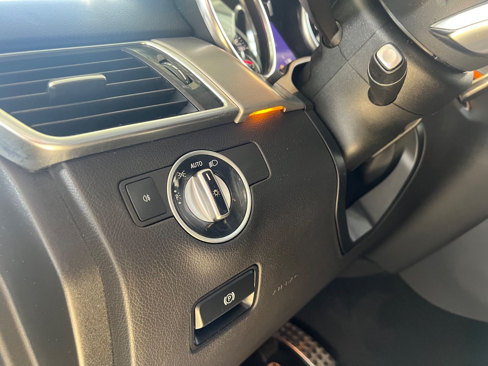 Fahrzeugabbildung Mercedes-Benz GLE 350 d 4Matic AMG LINE *SCHIEBEDACH*ANHK*