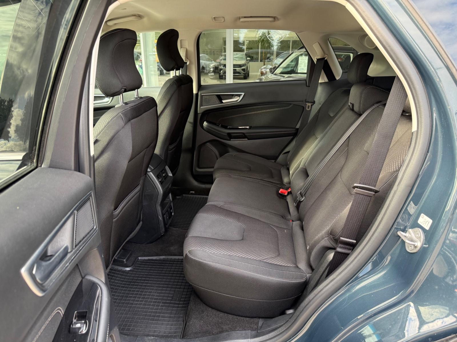 Ford Edge Titanium 4x4/AHK/ACC/Lane/App/SHZv+h/elKlap