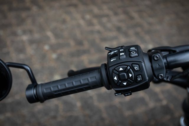 Fahrzeugabbildung Harley-Davidson NIGHTSTER SPECIAL RH975S MY23 - SOFORT VERFÜGBAR
