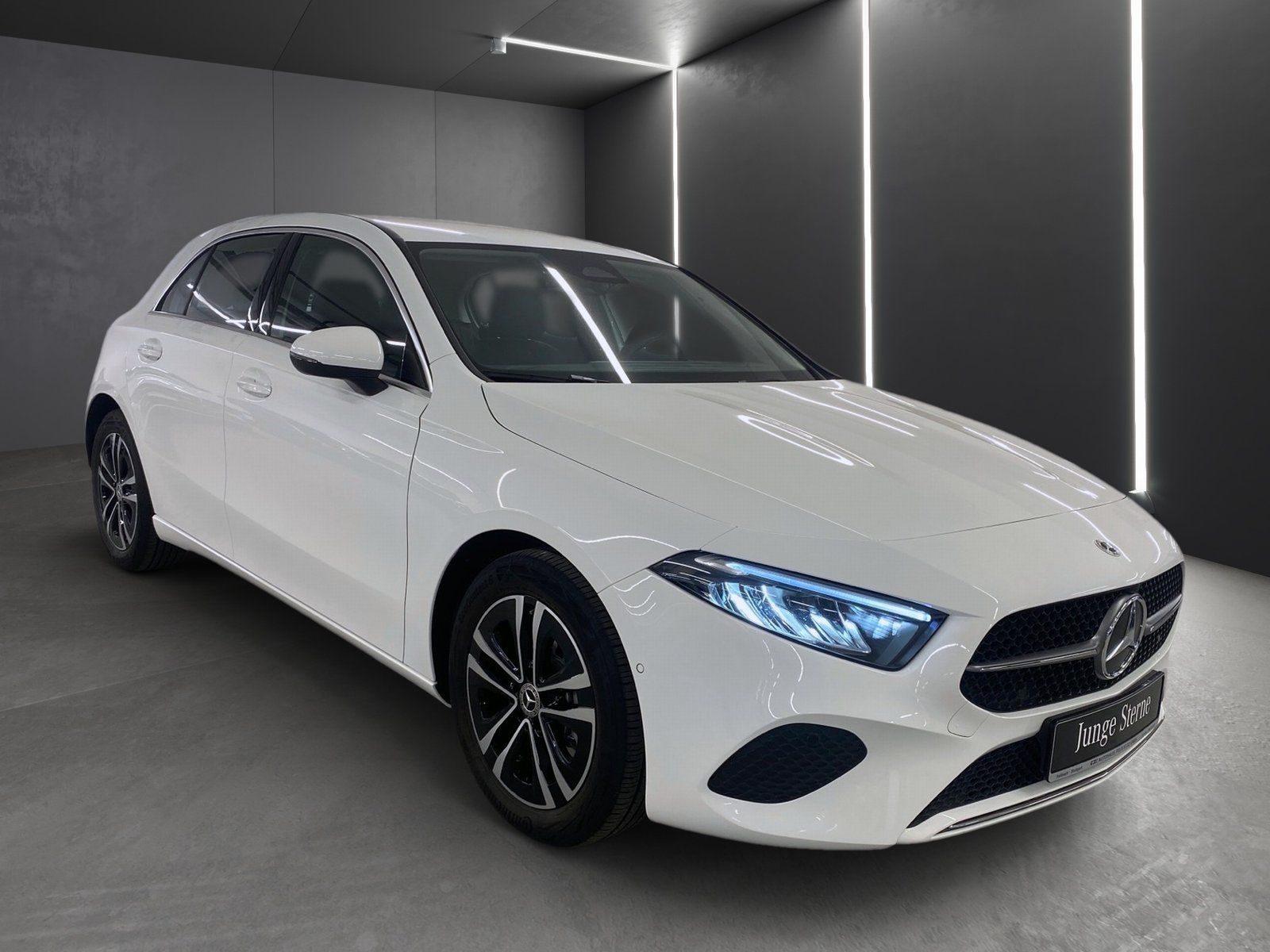 Fahrzeugabbildung Mercedes-Benz A 200 Pogressiv *Kamera*LED*Sitzkomfort*