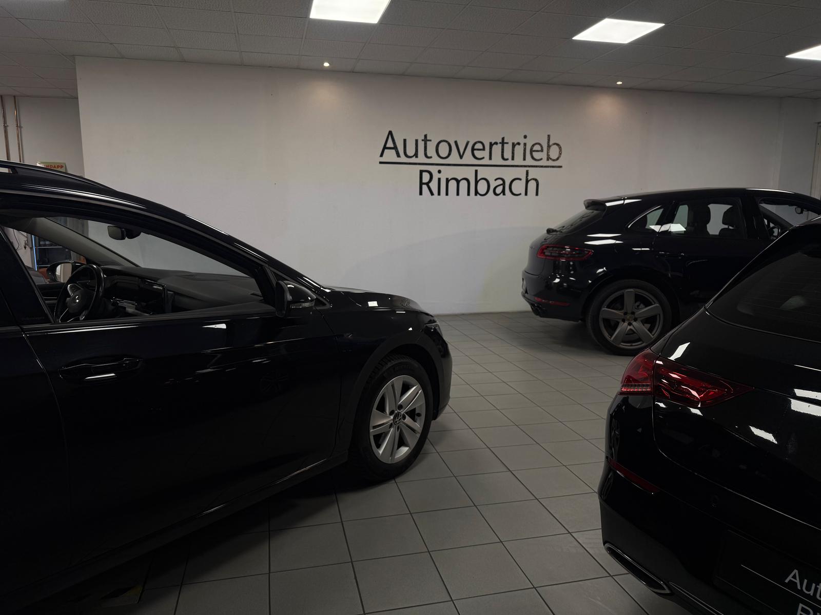 showroom-image-bottom