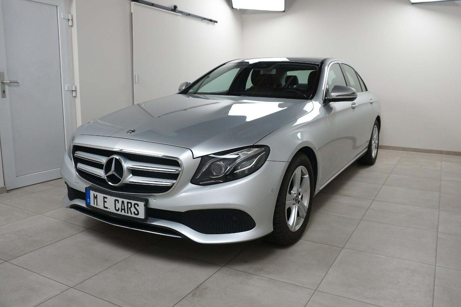 Mercedes-Benz E 220 MULTIBEAM KAMERA AHK SCHECKHEFT AMBIENT