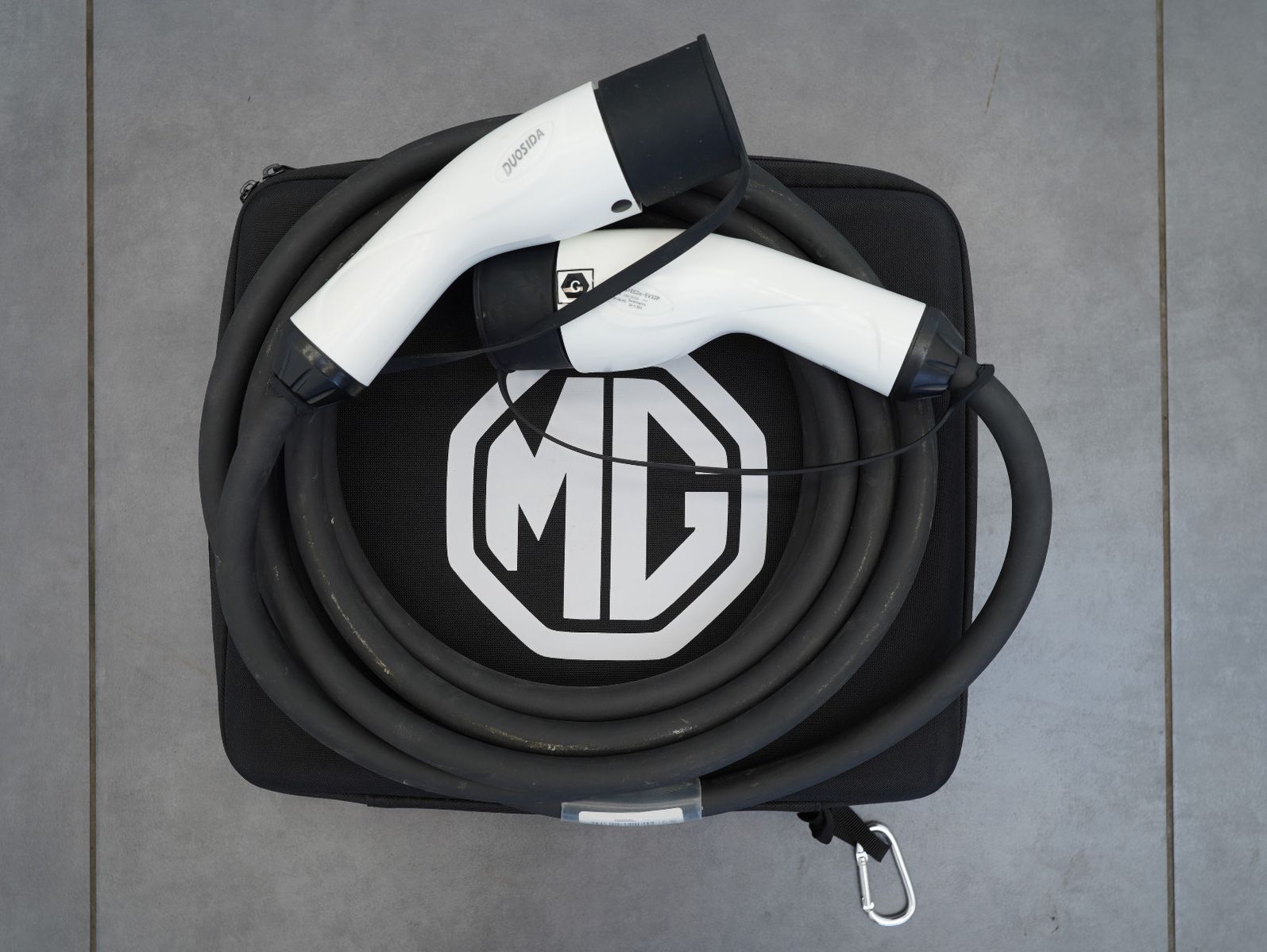 Fahrzeugabbildung MG MG4 Luxury 150KW/64KWH/WÄRMEPUMPE/V2L