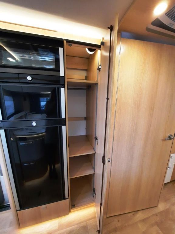 Fahrzeugabbildung HYMER / ERIBA / HYMERCAR B-Klasse ML I 880 Verfüg./Sparen Sie 44.300,- €!
