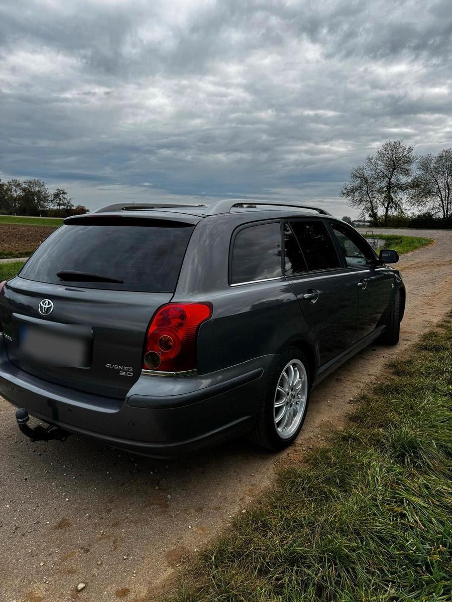 Toyota Avensis 2005 — photo 5