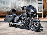 Harley-Davidson FLHXS Street Glide Special - J&H - Sissybar ! - Motorräder in Bonn