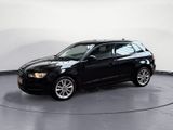Audi A3 Sportback 1.2 TFSI Attraction *EINPARKHILFE-H - Audi A3: Schwarz, Sportback