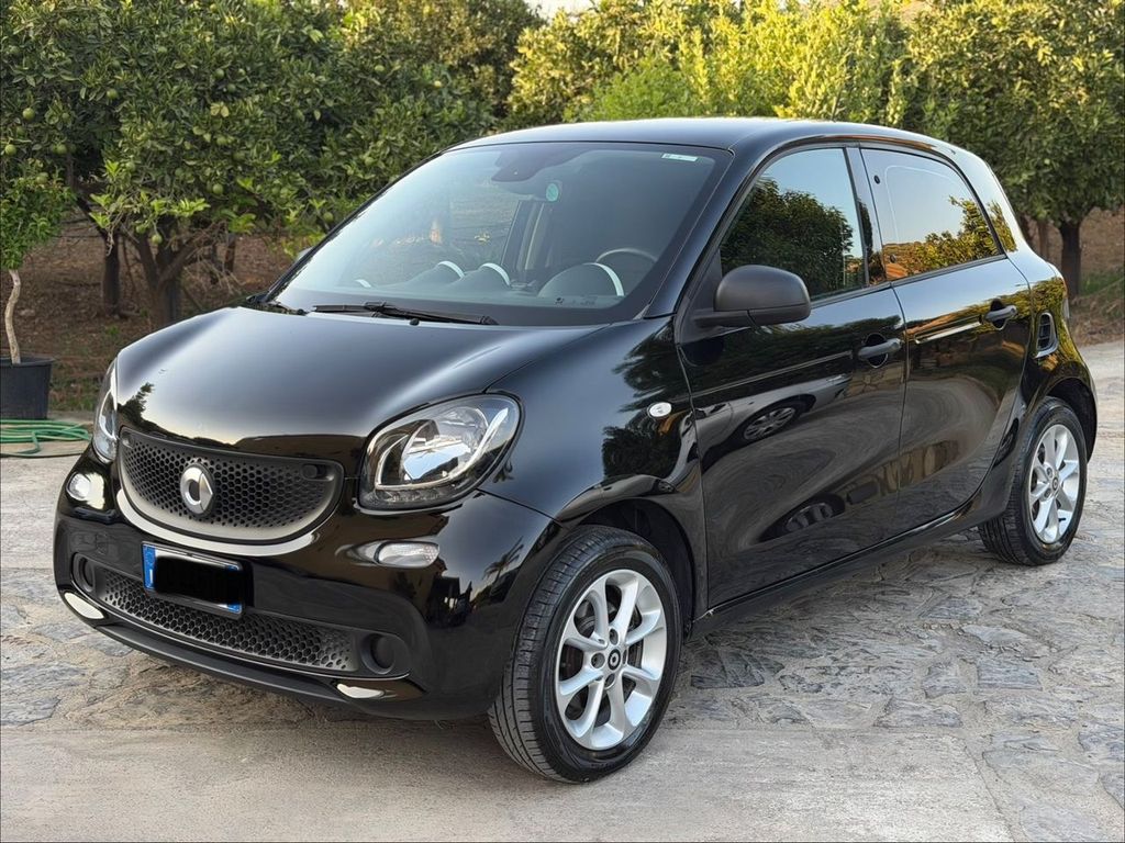 Image of Smart ForFour