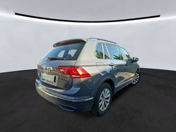 Volkswagen Tiguan - 6